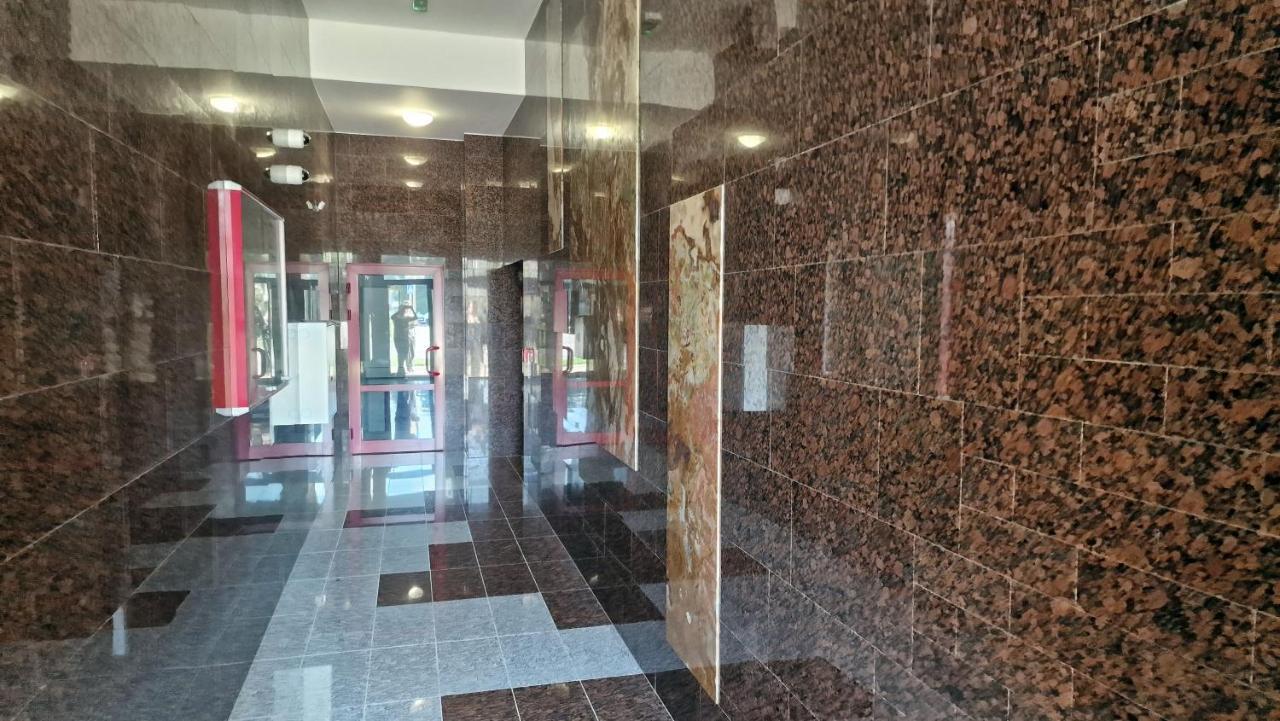 Luxo 2 Room Apartments By Bratislavatrip ภายนอก รูปภาพ