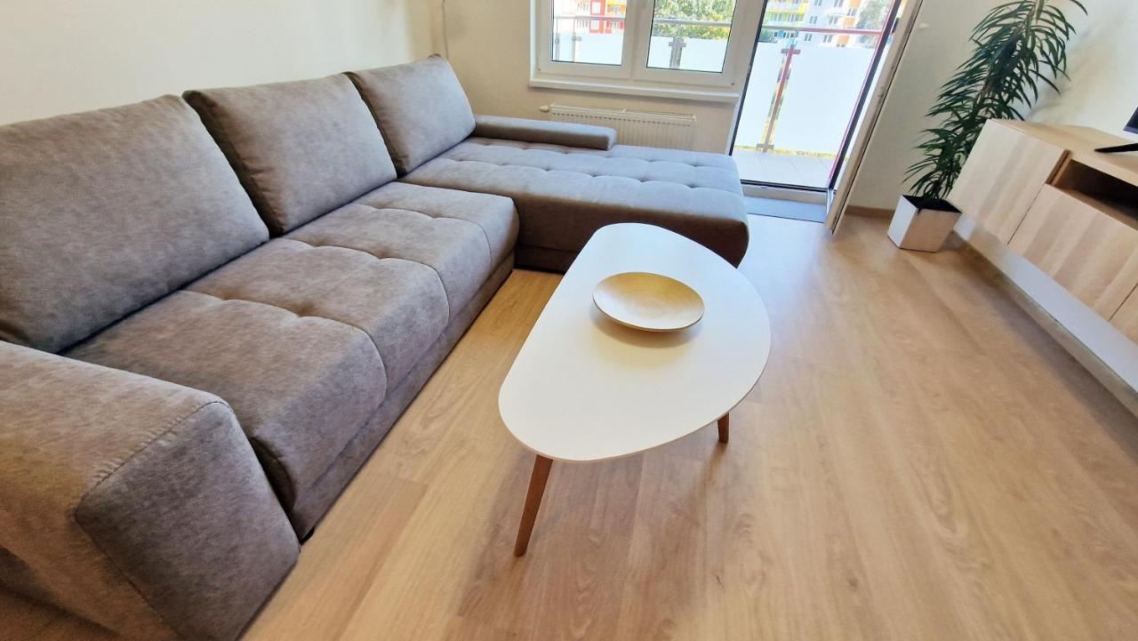 Luxo 2 Room Apartments By Bratislavatrip ภายนอก รูปภาพ